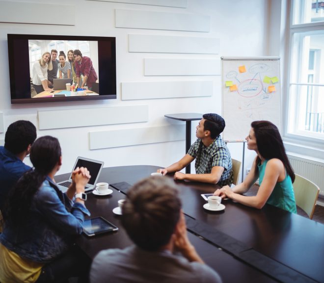 Spar penge med en videokonference